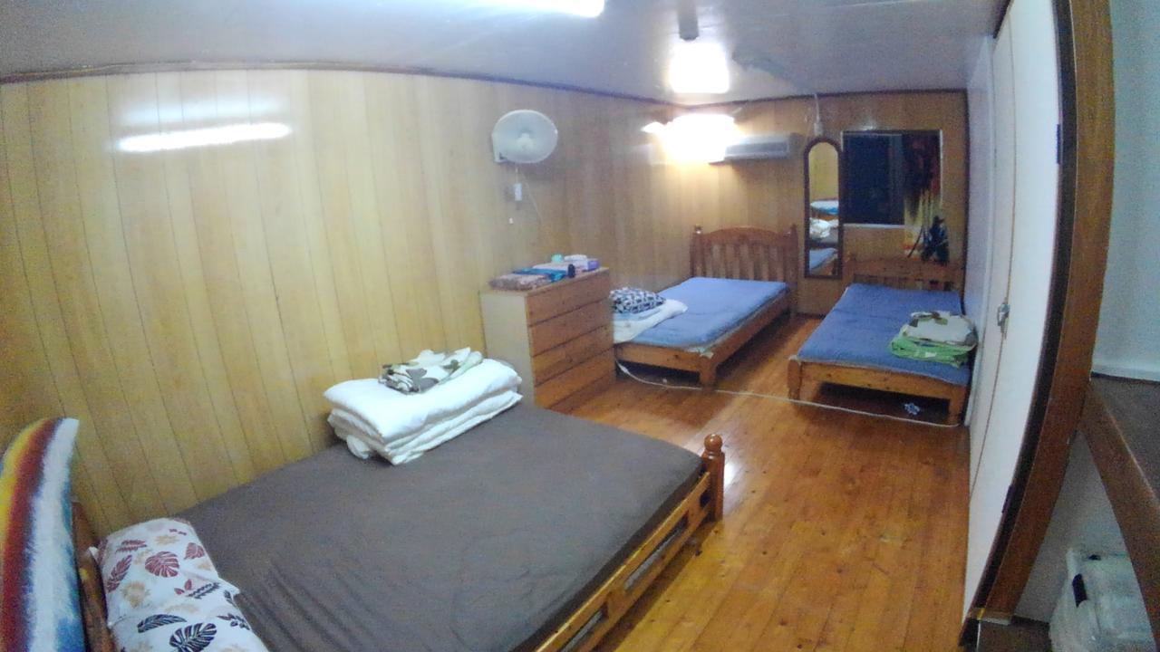 Tropical Surf House Okinawa Hotel Onna Exterior foto