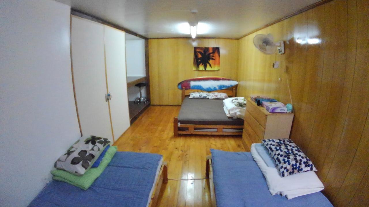 Tropical Surf House Okinawa Hotel Onna Exterior foto